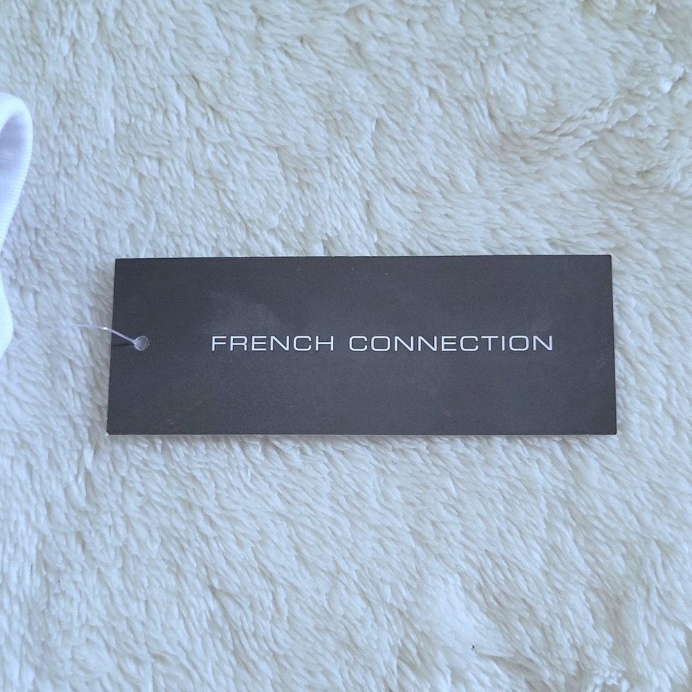 French🇫🇷 Connection "USA🇺🇲 Surfer"🏄♂️ Embroidered🪡 Tee👕 - NWT - Picture 6 of 14